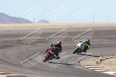 media/Oct-30-2025-Racers Edge (Thu) [[dabbdaf680]]/3-B Group/Session 2 (Bowl Exit)/